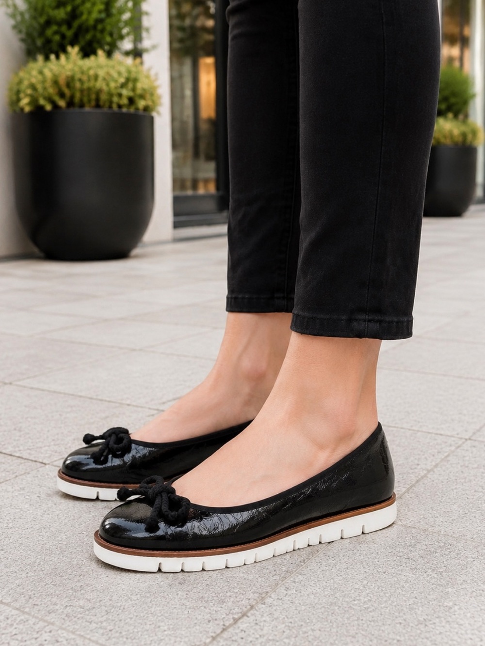 Pretty Ballerinas Black Patent Leather Ballet Flats with Rope Bow❤️8.5